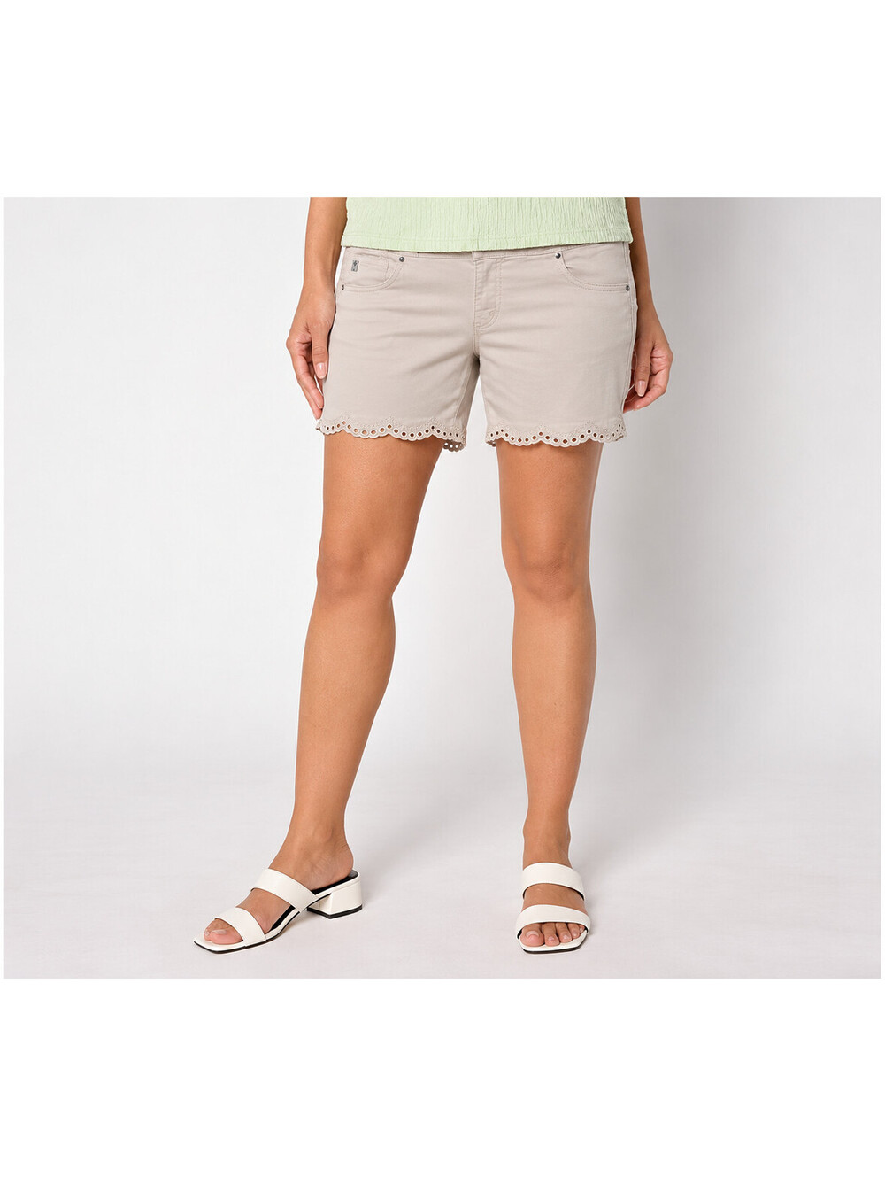 Belle by Kim Gravel TripleLuxe Twill Eyelet Scallop 8"Short Sand Bar, Plus 24